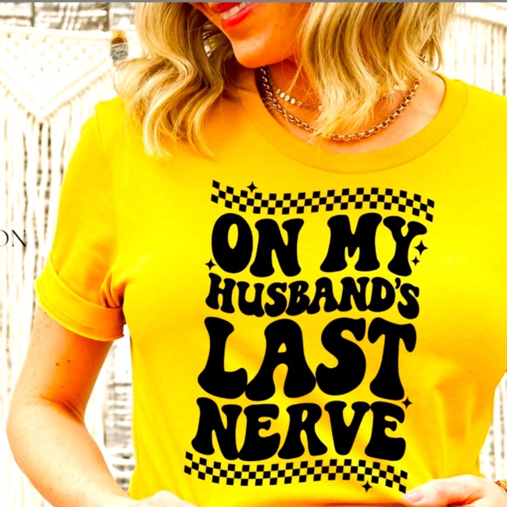 Graphic tee shirt